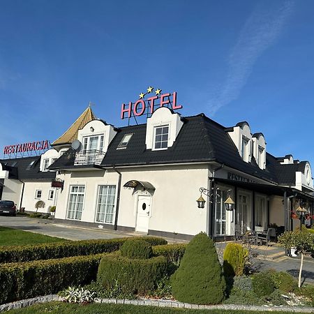 Hotel Campari Gora Motyczna Ngoại thất bức ảnh