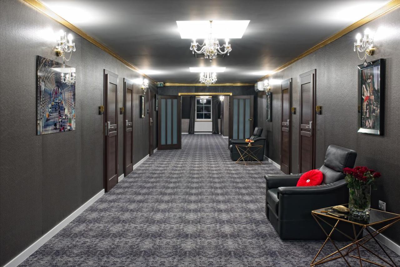 Hotel Campari Gora Motyczna Ngoại thất bức ảnh