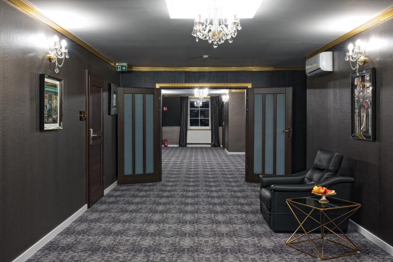 Hotel Campari Gora Motyczna Ngoại thất bức ảnh
