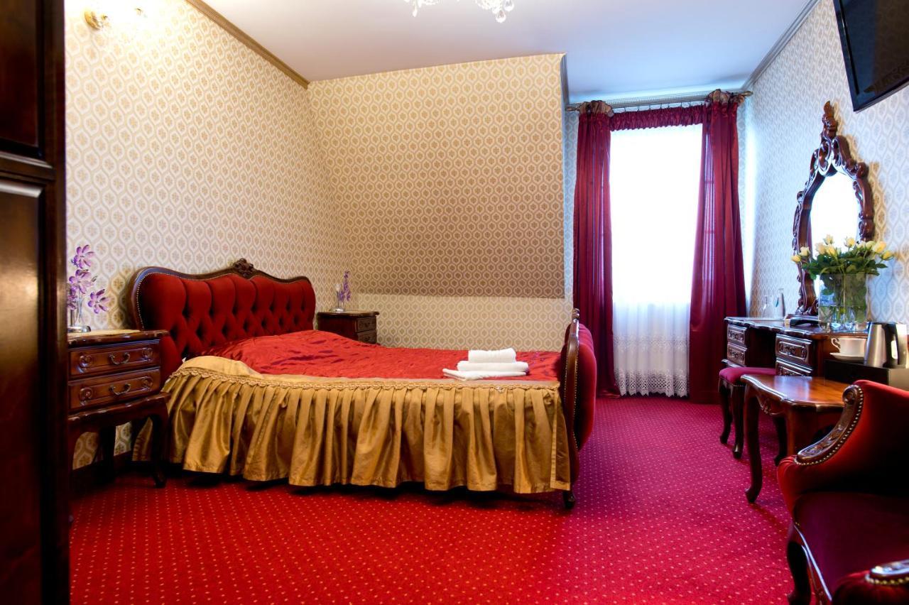 Hotel Campari Gora Motyczna Ngoại thất bức ảnh