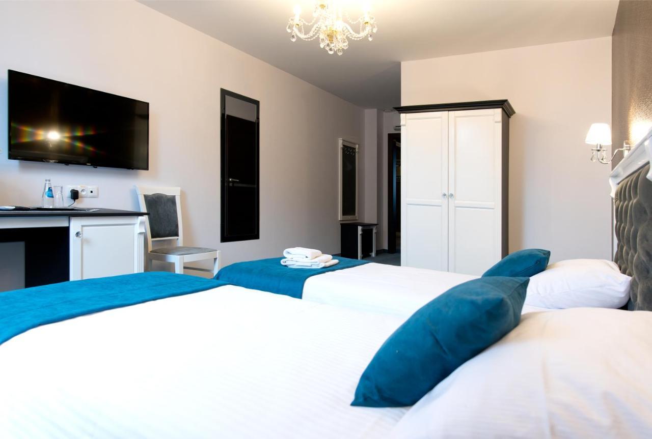 Hotel Campari Gora Motyczna Ngoại thất bức ảnh