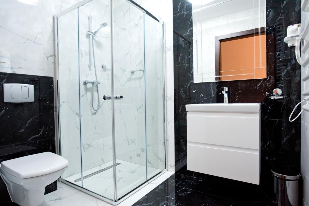 Hotel Campari Gora Motyczna Ngoại thất bức ảnh