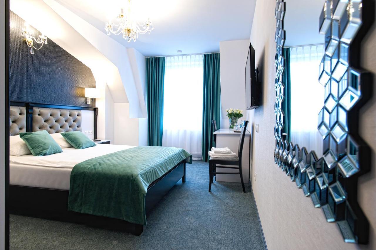 Hotel Campari Gora Motyczna Ngoại thất bức ảnh